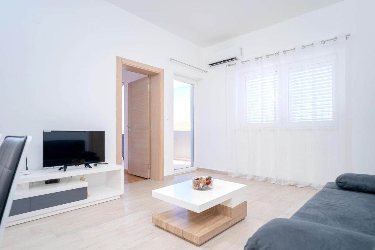 Apartments Mistral Bol Zewnętrze zdjęcie
