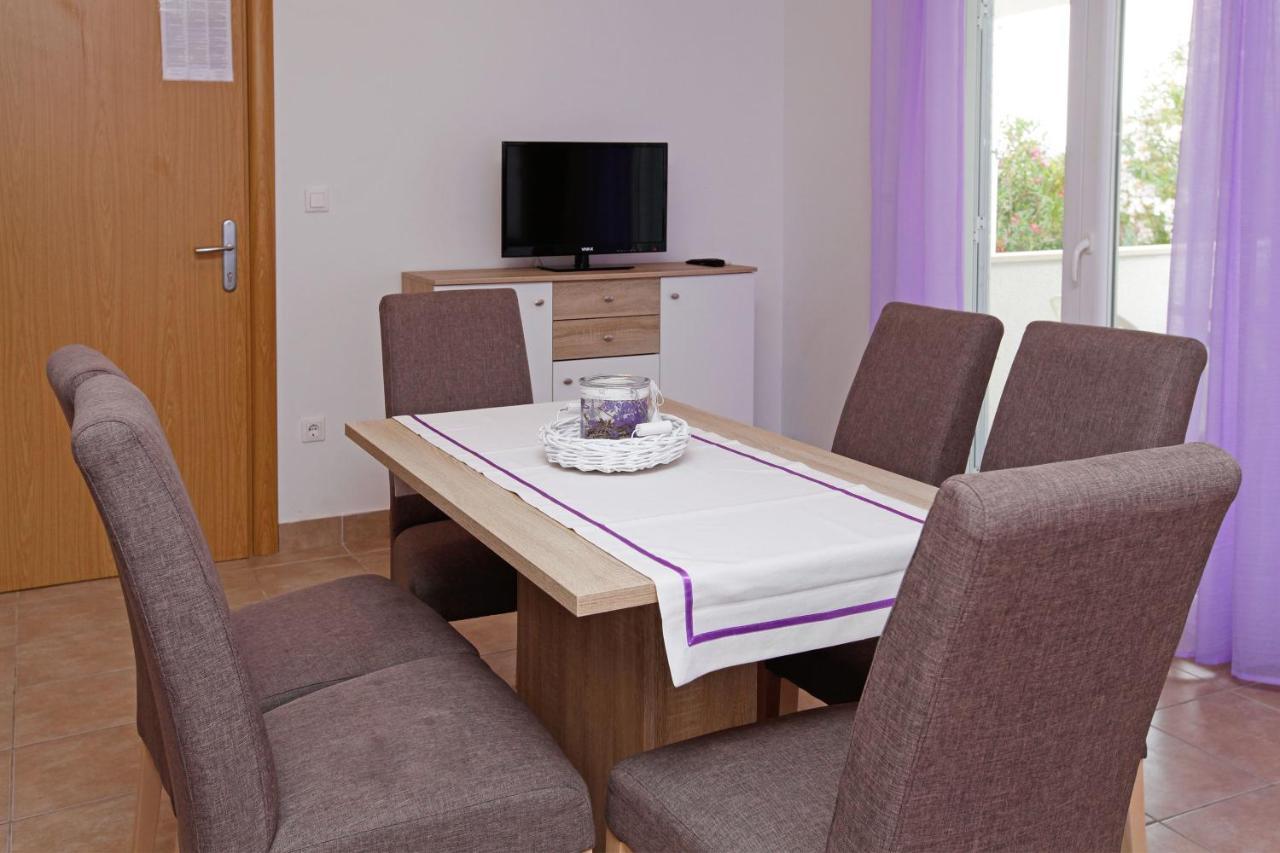 Apartments Mistral Bol Zewnętrze zdjęcie