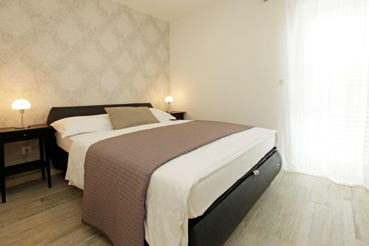 Apartments Mistral Bol Zewnętrze zdjęcie