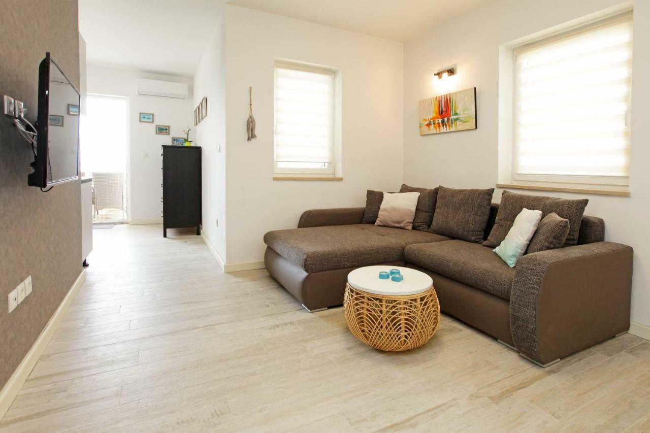 Apartments Mistral Bol Zewnętrze zdjęcie