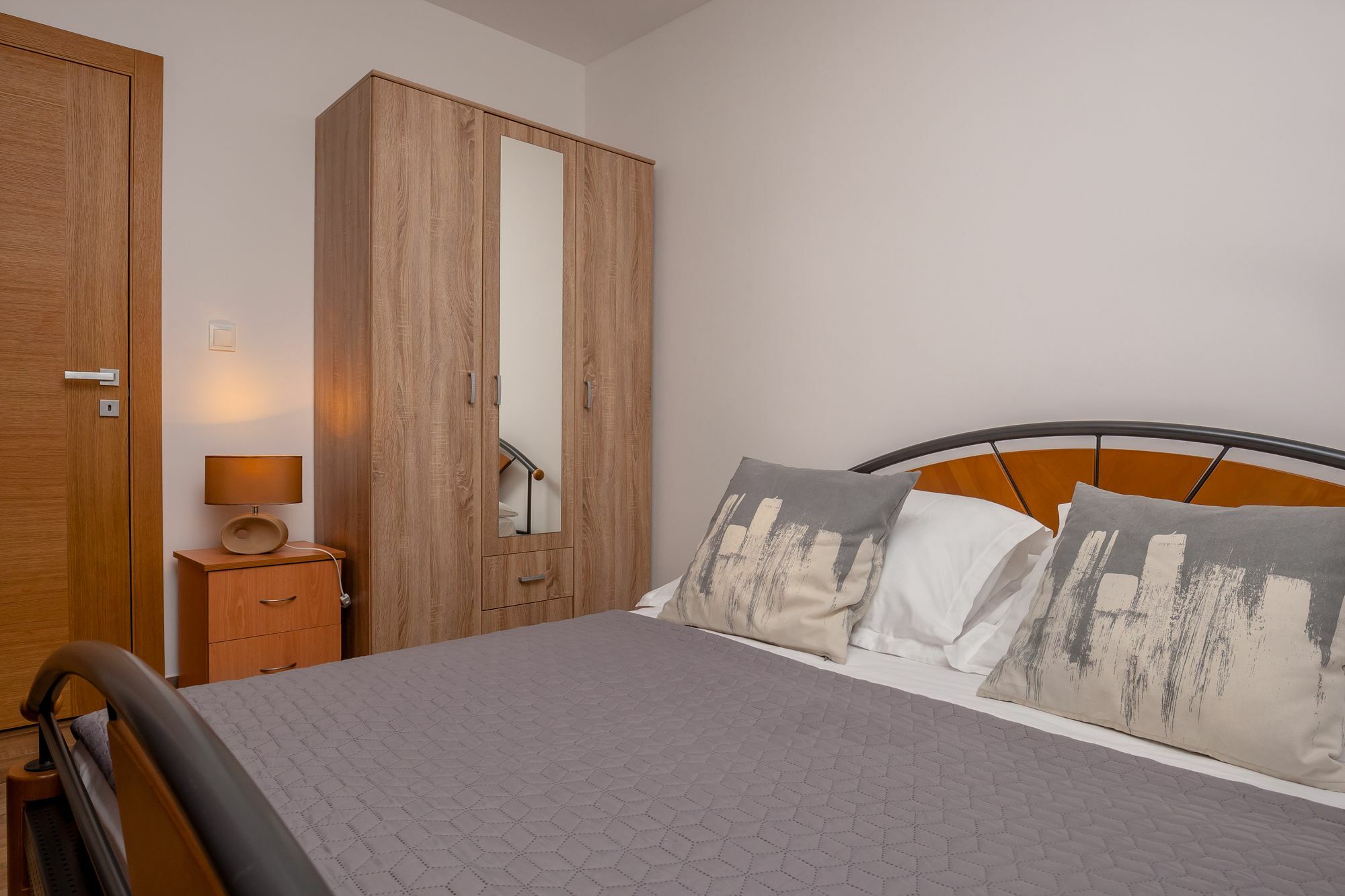 Apartments Mistral Bol Zewnętrze zdjęcie